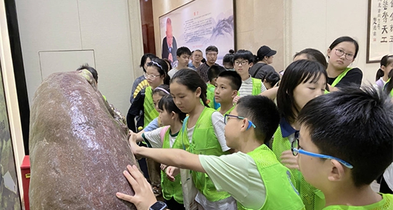 新时代好少年—— 尊龙凯时人生就得博·倪东方艺术博物馆里的传承之行